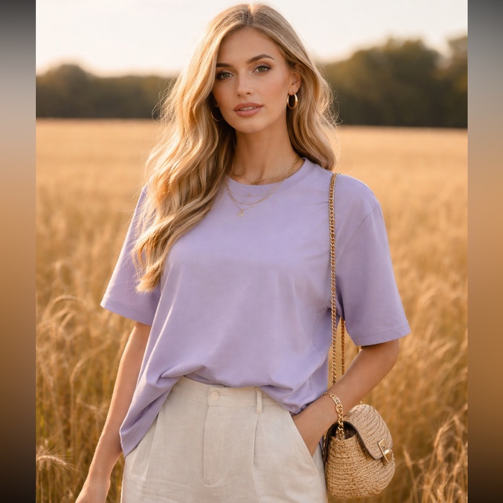 Lululemon Womens Size Large Lavender Purple Shortsleeved Top